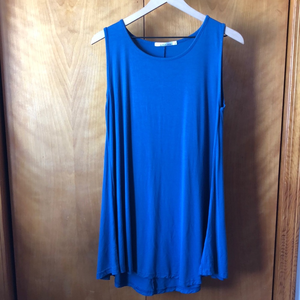 🌈 3 for $25🌈 JollieLovin Blue Sleeveless Swing Top L
